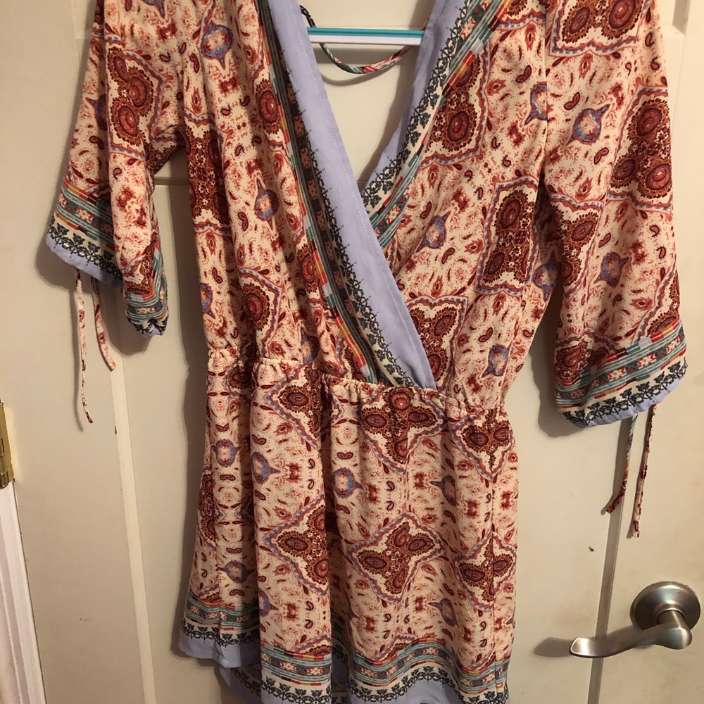 Romper - Picture 2 of 2